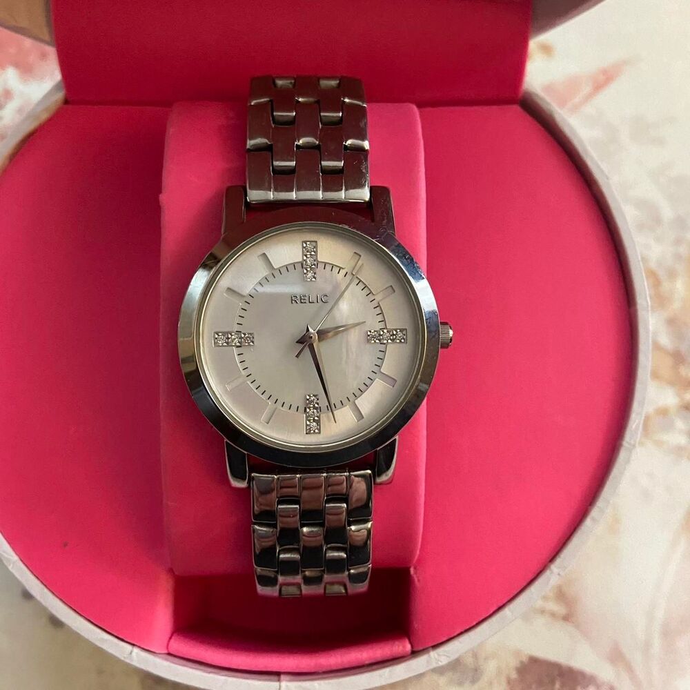 Relic Womens Silver Tone Watch Mother Of Pearl Crystal Accent, Needs Battery